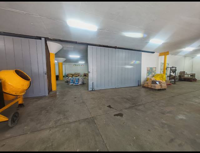 2,289M² WAREHOUSE FOR SALE IN OPHIRTON